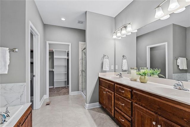 4916 141st Terrace, Basehor, KS 66007