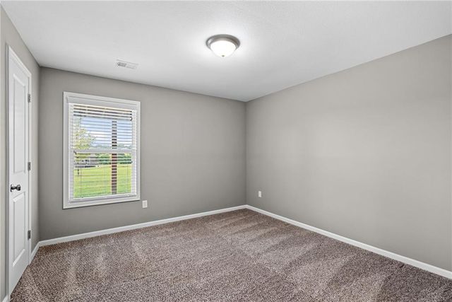 4916 141st Terrace, Basehor, KS 66007