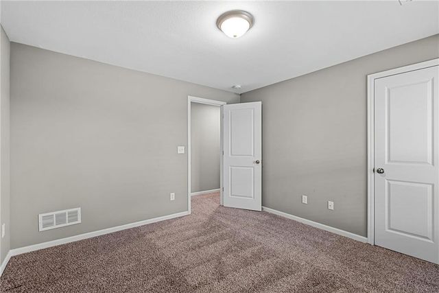 4916 141st Terrace, Basehor, KS 66007