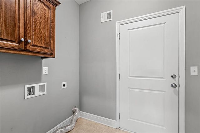 4916 141st Terrace, Basehor, KS 66007