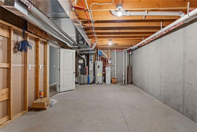 4916 141st Terrace, Basehor, KS 66007