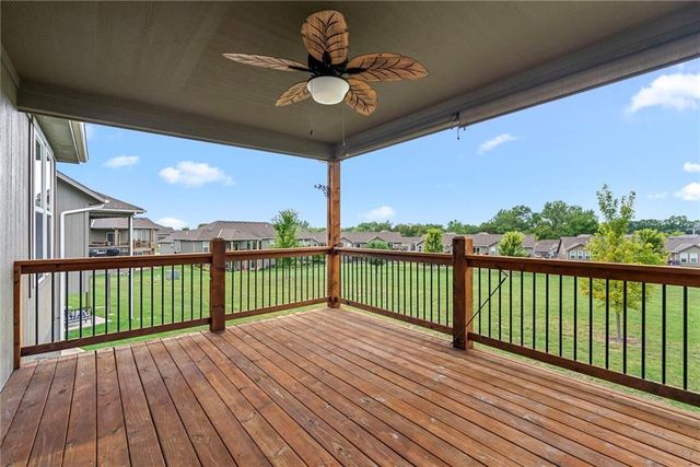 4916 141st Terrace, Basehor, KS 66007
