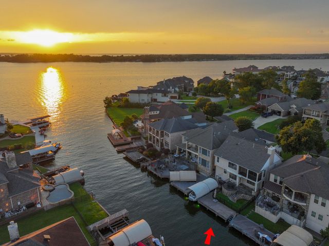 12336 Pebble View Drive, Conroe, TX 77304