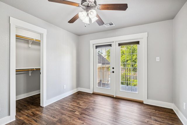 12336 Pebble View Drive, Conroe, TX 77304