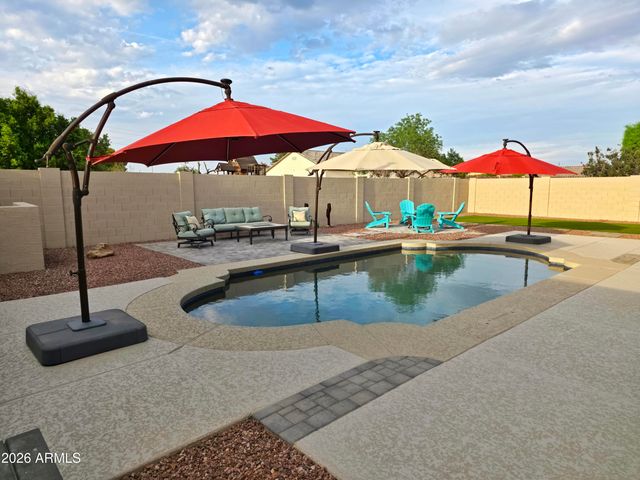 4610 W PASEO Way, Laveen, AZ 85339