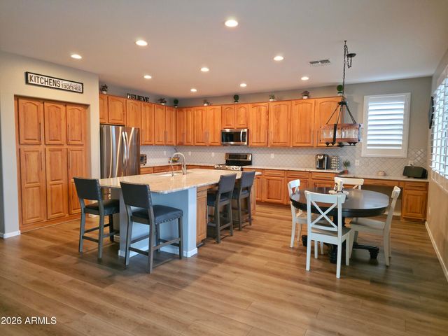 4610 W PASEO Way, Laveen, AZ 85339