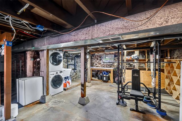 1325 S Adams St, Spokane, WA 99204