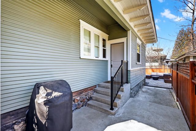 1325 S Adams St, Spokane, WA 99204