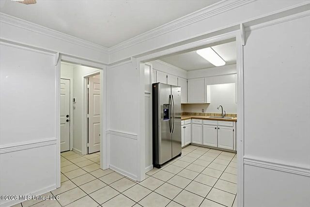 104 Lake Dockery Drive, Byram, MS 39272