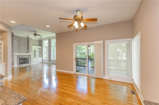 5313 W 124th Terrace, Leawood, KS 66209