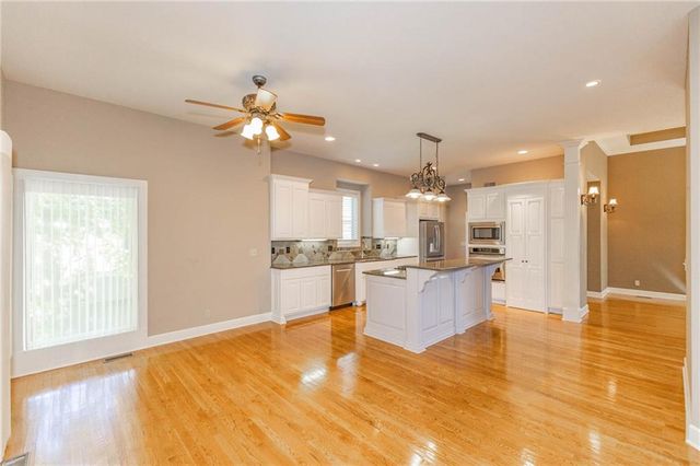 5313 W 124th Terrace, Leawood, KS 66209