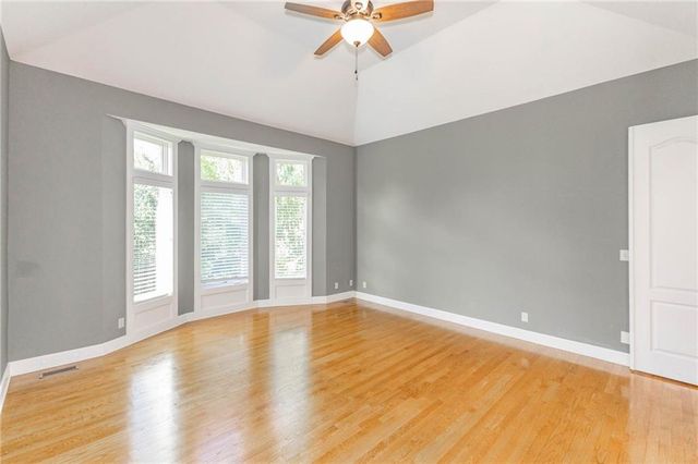5313 W 124th Terrace, Leawood, KS 66209