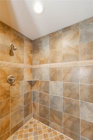 5313 W 124th Terrace, Leawood, KS 66209