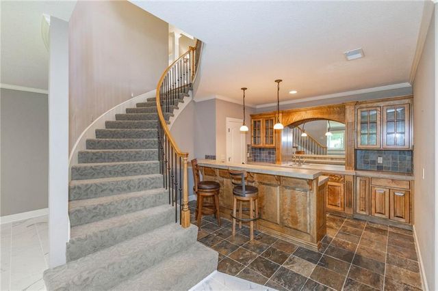 5313 W 124th Terrace, Leawood, KS 66209