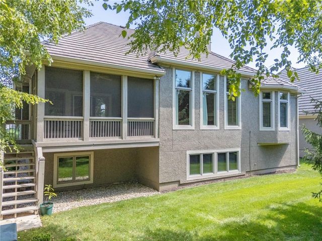 5313 W 124th Terrace, Leawood, KS 66209