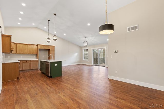 1637 Rivers Edge Court, Adrian, MI 49221