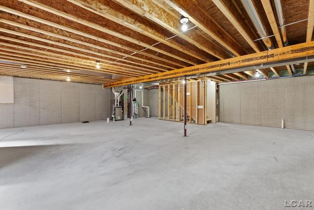 1637 Rivers Edge Court, Adrian, MI 49221