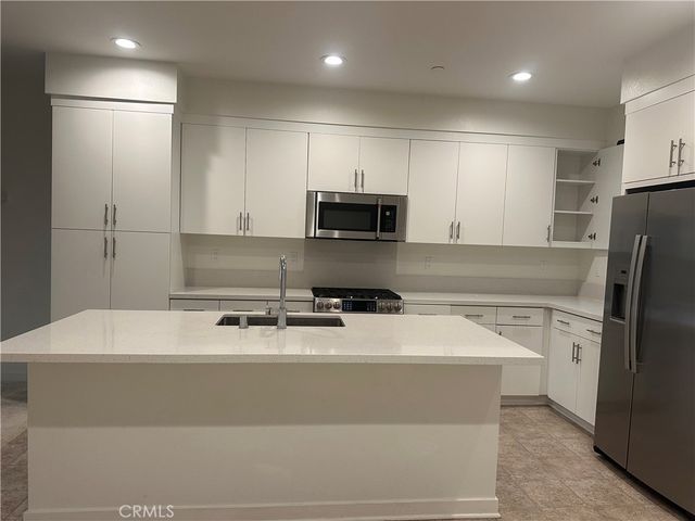 10547 Coupland Way, San Diego, CA 92126