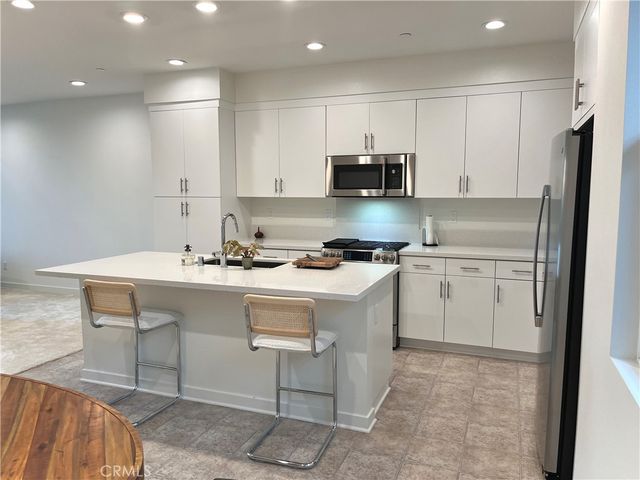 10547 Coupland Way, San Diego, CA 92126