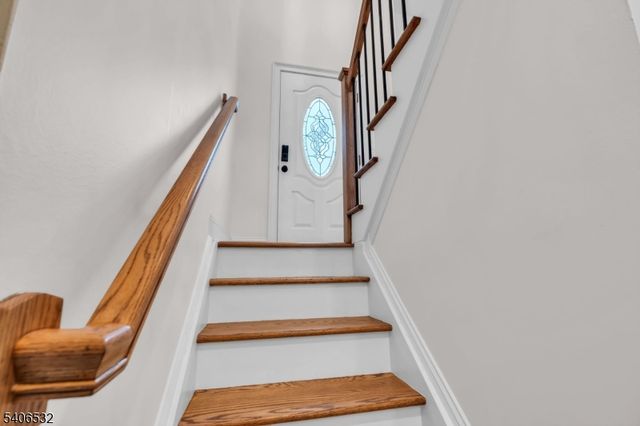 32 Kline Blvd, Woodbridge Twp., NJ 07067