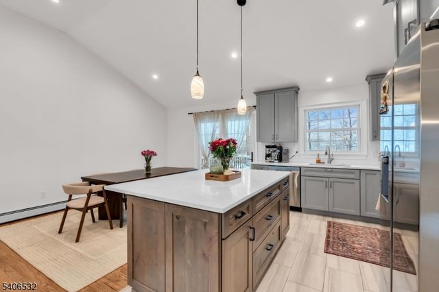 32 Kline Blvd, Woodbridge Twp., NJ 07067