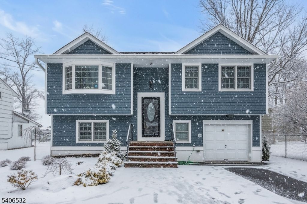 32 Kline Blvd, Woodbridge Twp., NJ 07067