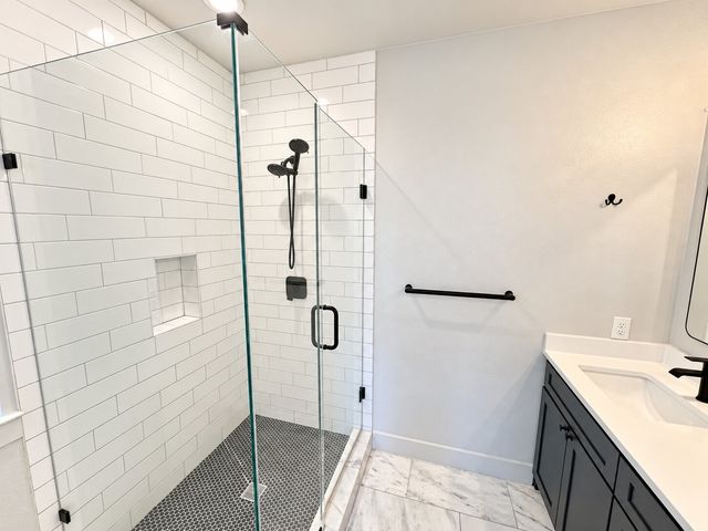 1005 Mount Auburn Avenue, Dallas, TX 75223