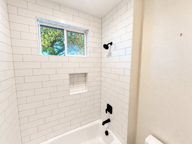 1005 Mount Auburn Avenue, Dallas, TX 75223