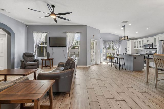 10903 ARBOR RIDGE DRIVE, Tampa, FL 33624