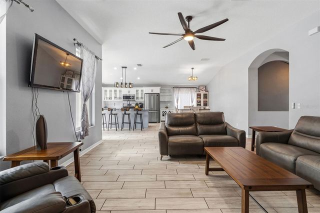 10903 ARBOR RIDGE DRIVE, Tampa, FL 33624