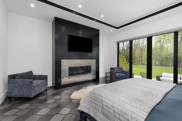 13550 Emrick Drive, Plymouth, MI 48170
