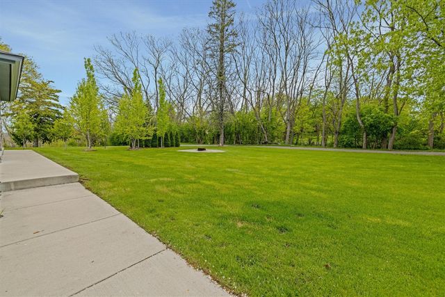 13550 Emrick Drive, Plymouth, MI 48170