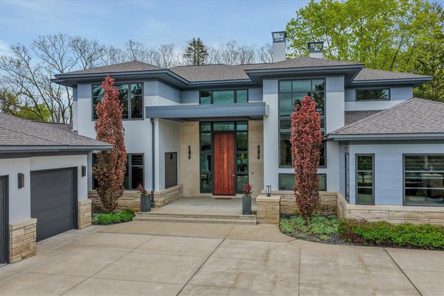 13550 Emrick Drive, Plymouth, MI 48170