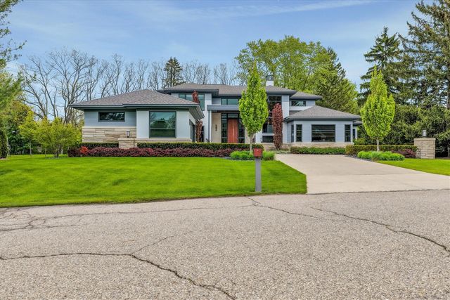 13550 Emrick Drive, Plymouth, MI 48170