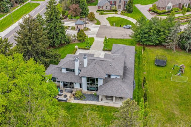 13550 Emrick Drive, Plymouth, MI 48170