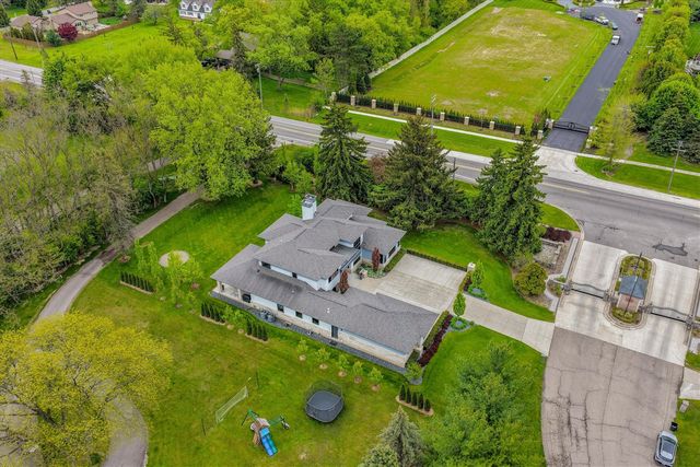 13550 Emrick Drive, Plymouth, MI 48170