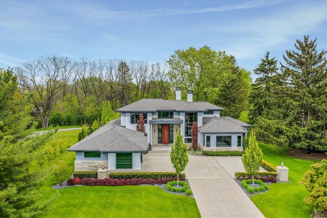 13550 Emrick Drive, Plymouth, MI 48170