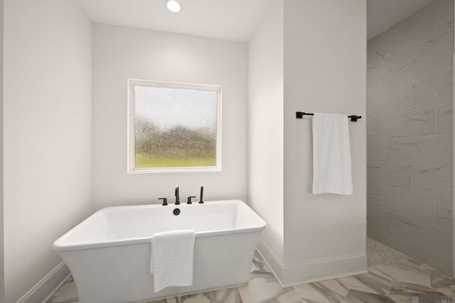 7233 Riverbank Dr, Denham Springs, LA 70706