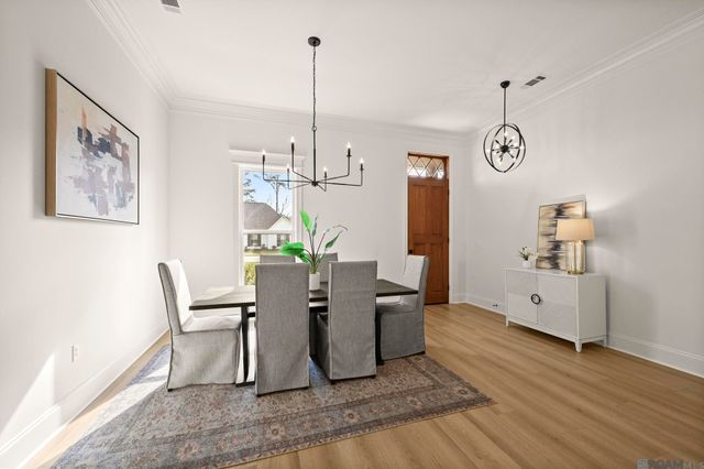 7233 Riverbank Dr, Denham Springs, LA 70706