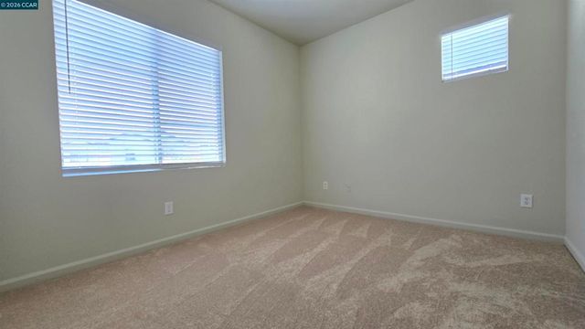1092 Gardenia Ln, Concord, CA 94520
