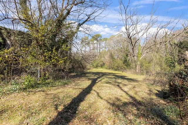 2076 Windy Hill Road, Decatur, GA 30032