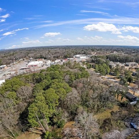 2076 Windy Hill Road, Decatur, GA 30032