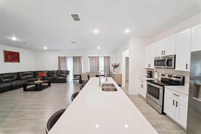 1523 ZINNIA DRIVE, Deltona, FL 32725