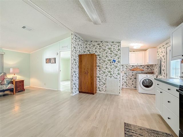 980 7TH STREET NW 43, Largo, FL 33770