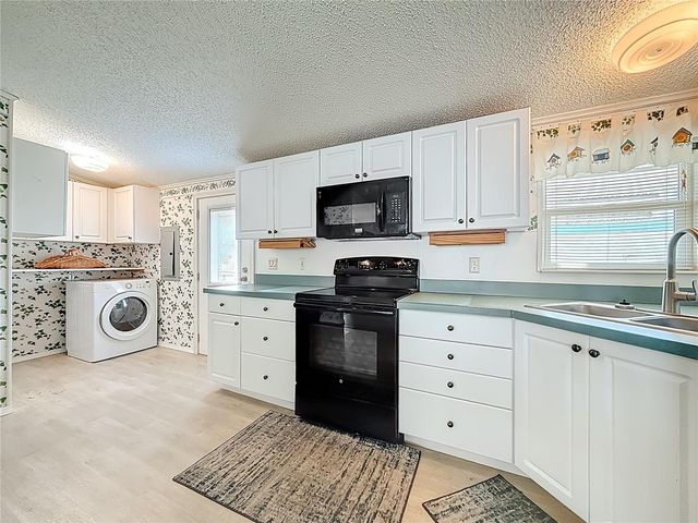 980 7TH STREET NW 43, Largo, FL 33770