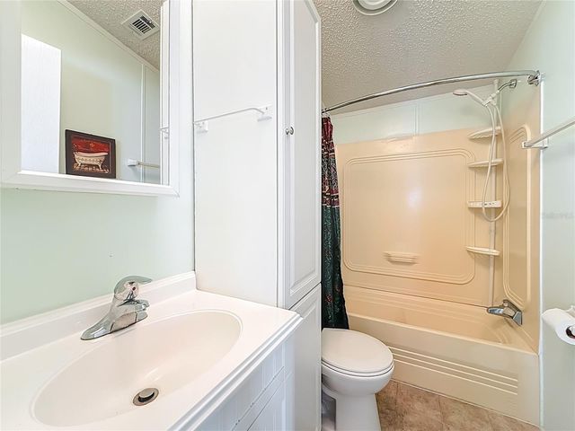 980 7TH STREET NW 43, Largo, FL 33770