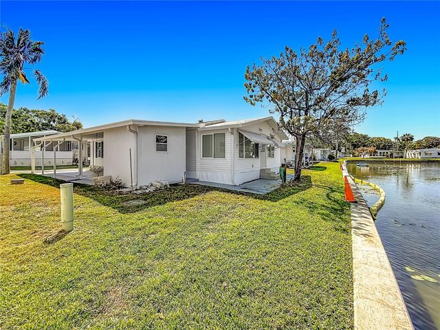 980 7TH STREET NW 43, Largo, FL 33770