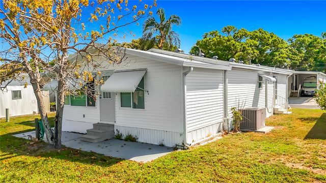 980 7TH STREET NW 43, Largo, FL 33770