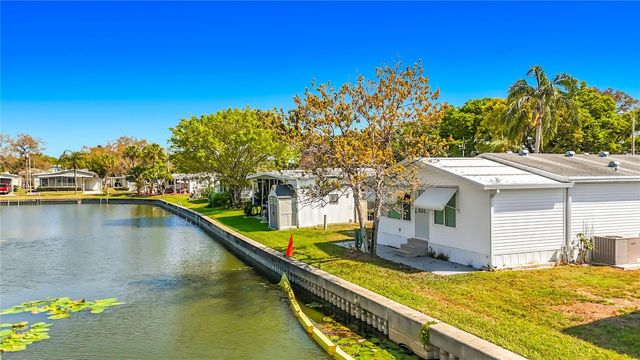 980 7TH STREET NW 43, Largo, FL 33770