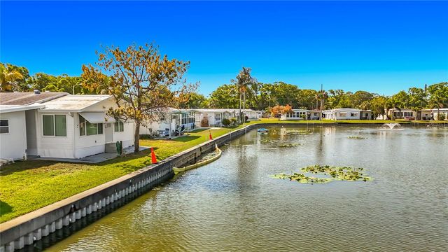 980 7TH STREET NW 43, Largo, FL 33770